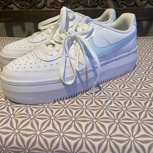 Nike White and Blue Sneakers with Gradient Design